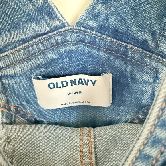 Old Navy Denim Jean Overalls Size - 18-24 months - Picture 3 of 4